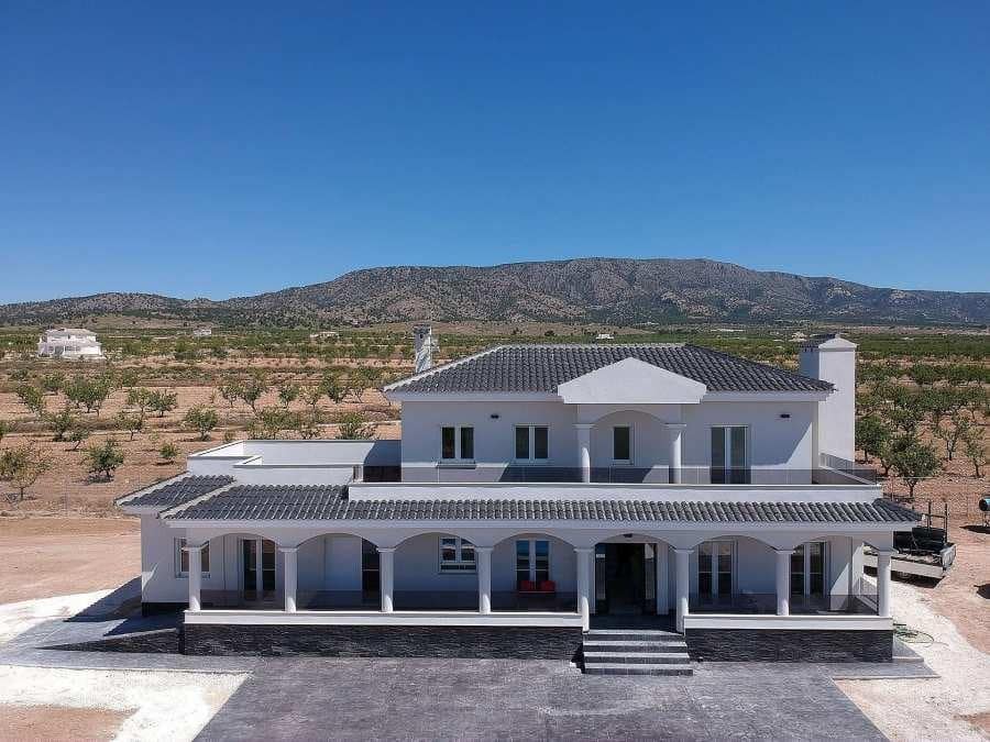 NEW BUILD VILLAS IN PINOSO