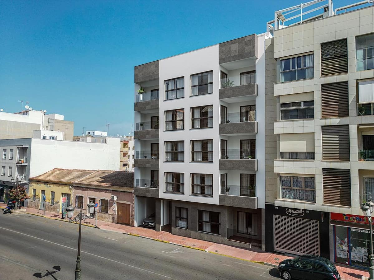 New Development Apartments in Central Guardamar del Segura, Costa Blanca