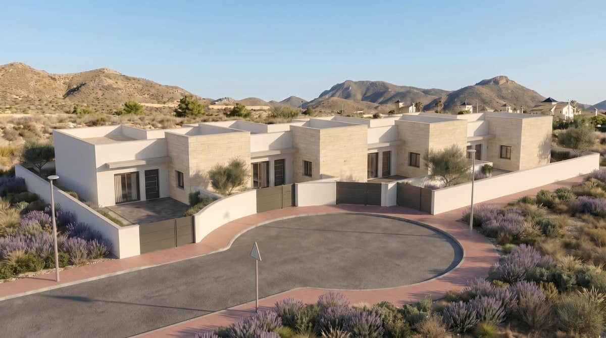 Development of 4 newly built semi-detached and terraced villas with private swimming pools at the Mazarrón Country Club
