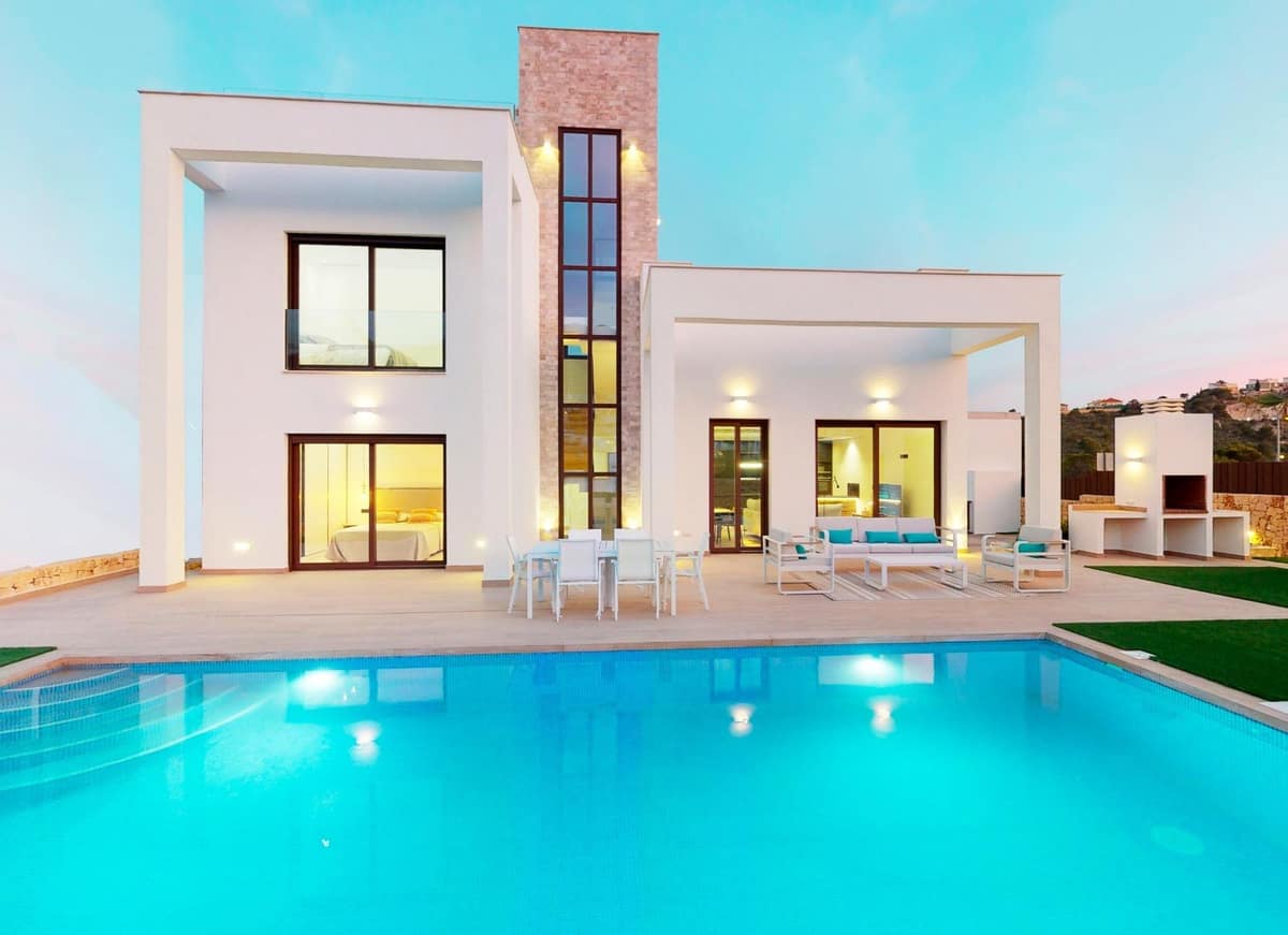 VILLAS WITH SEA VIEWS IN FINESTRAT !!!