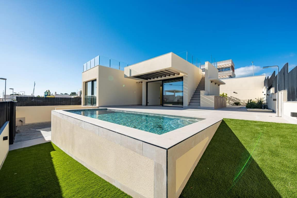 4-bedroom villa in Polop