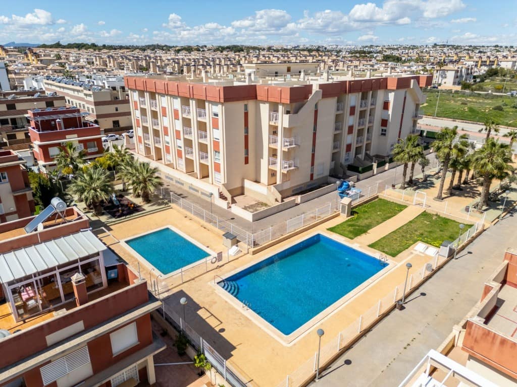 2-bedroom apartment in Orihuela Costa