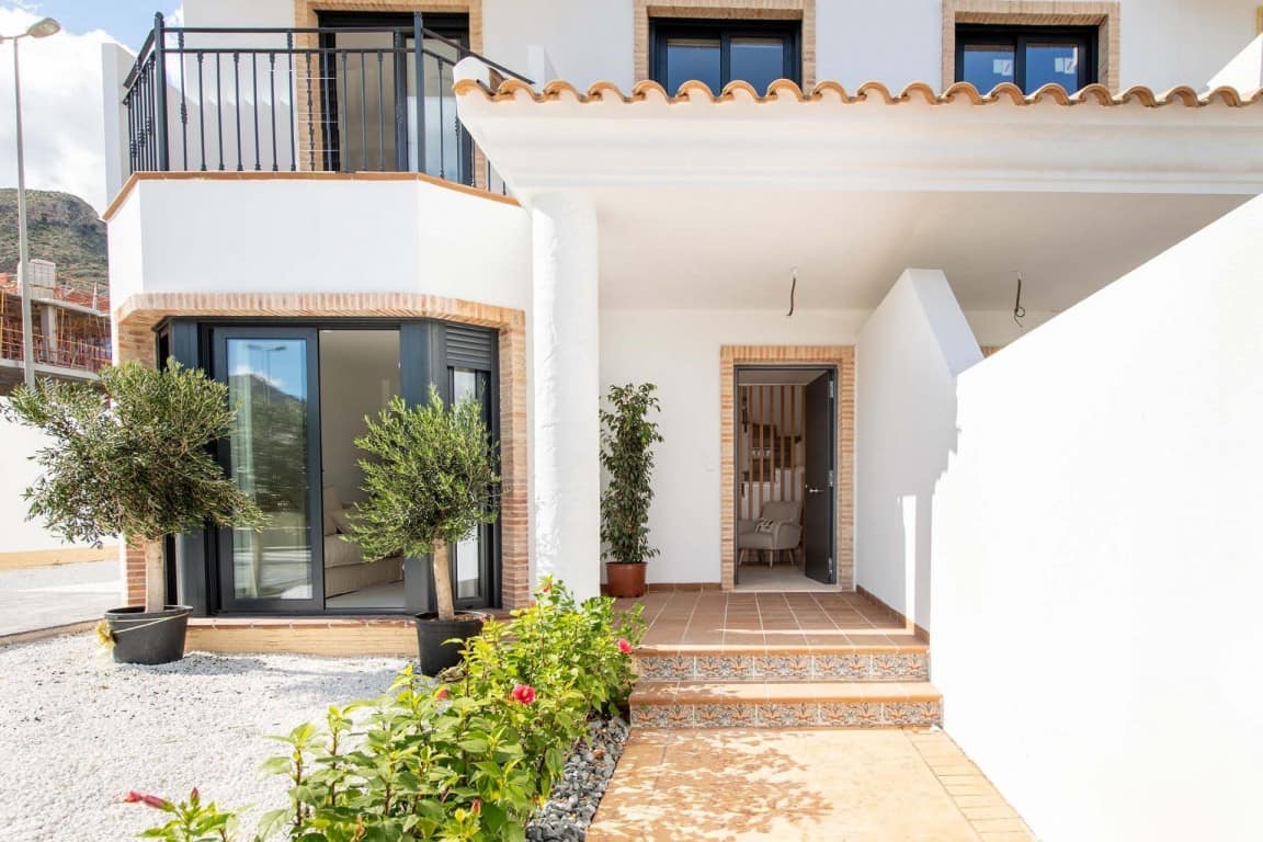 3-bedroom townhouse in Cox